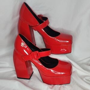 Rag & Co- NWT Red Patent Platform Mary Jane Platform Shoes